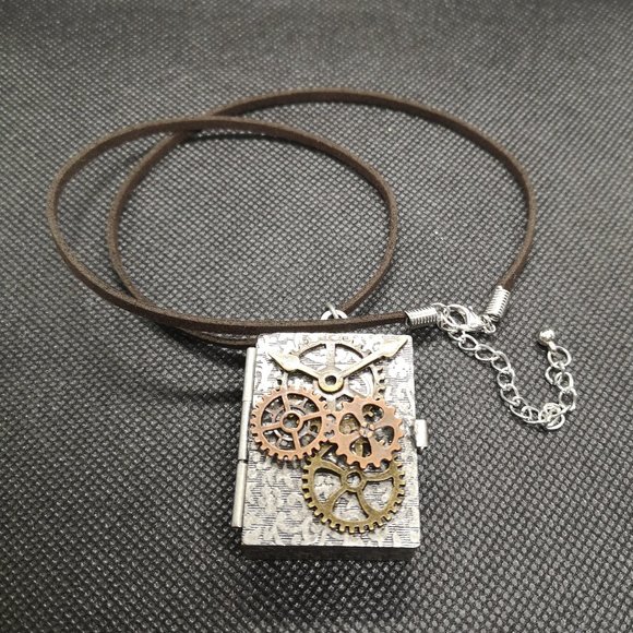 NEW - Amazing Found Objects Steampunk Unique Locket on Brown Suede 18" Necklace - Picture 1 of 6